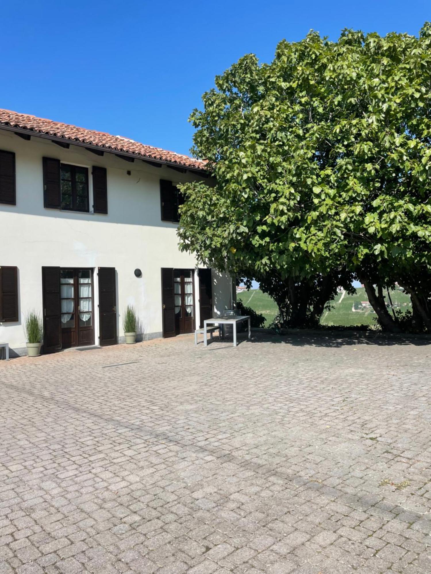 Brisile Casavacanze Villa Barbaresco Exterior photo